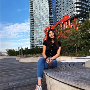 Meet your Posher, Isabella